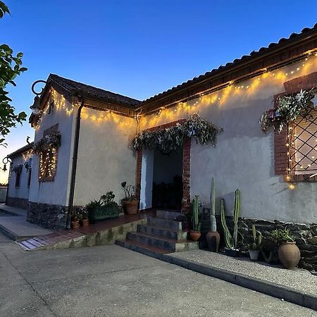 La Casa Barata, Casa Rural Cedillo Dış mekan fotoğraf